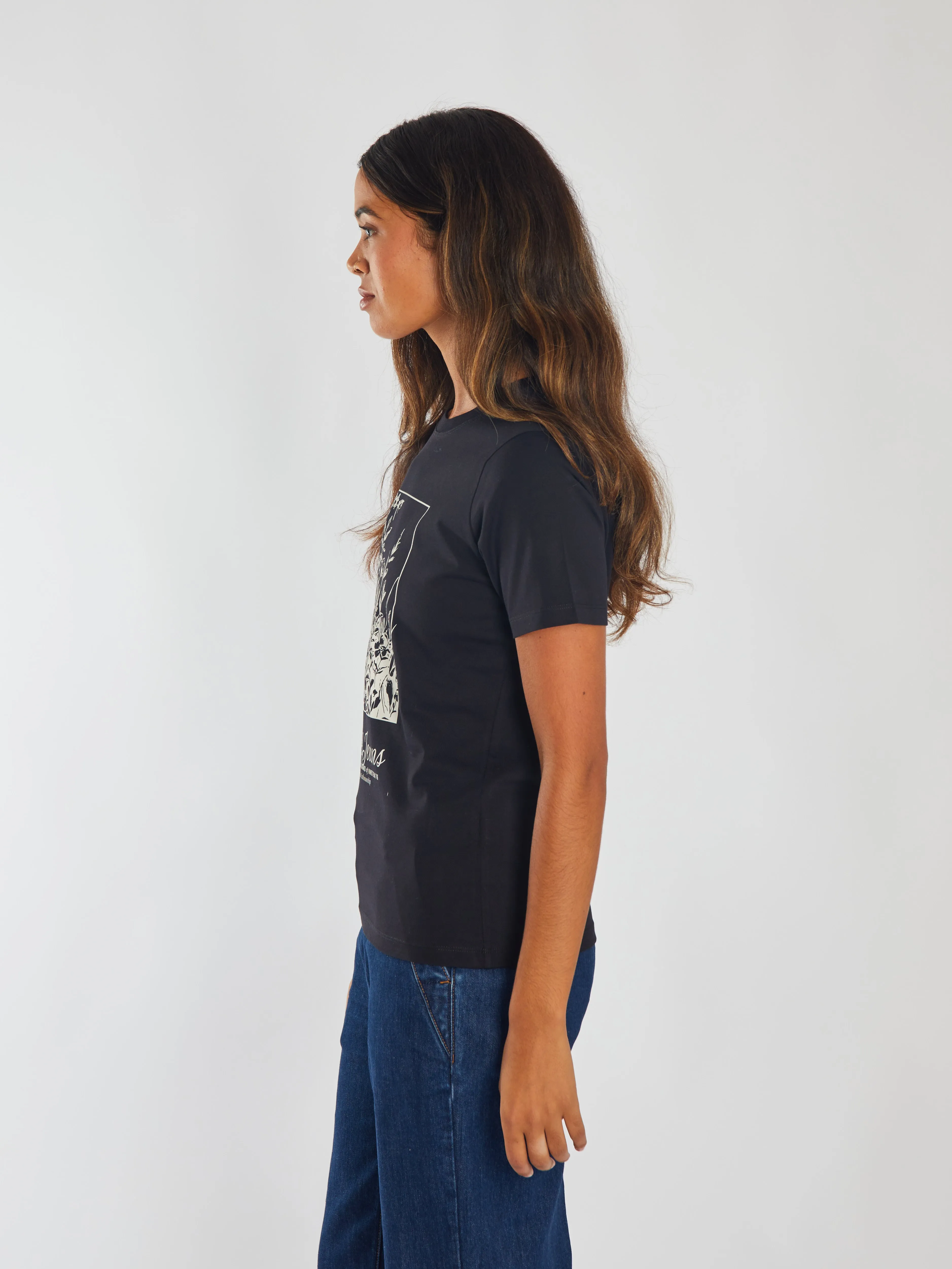 Moyna Tee Black Tear Resistant Knit