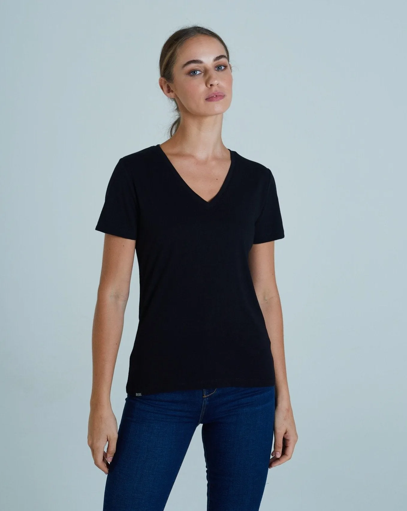 TearResistant Fabric Classic Comfort Style Ada Basic Tee Black