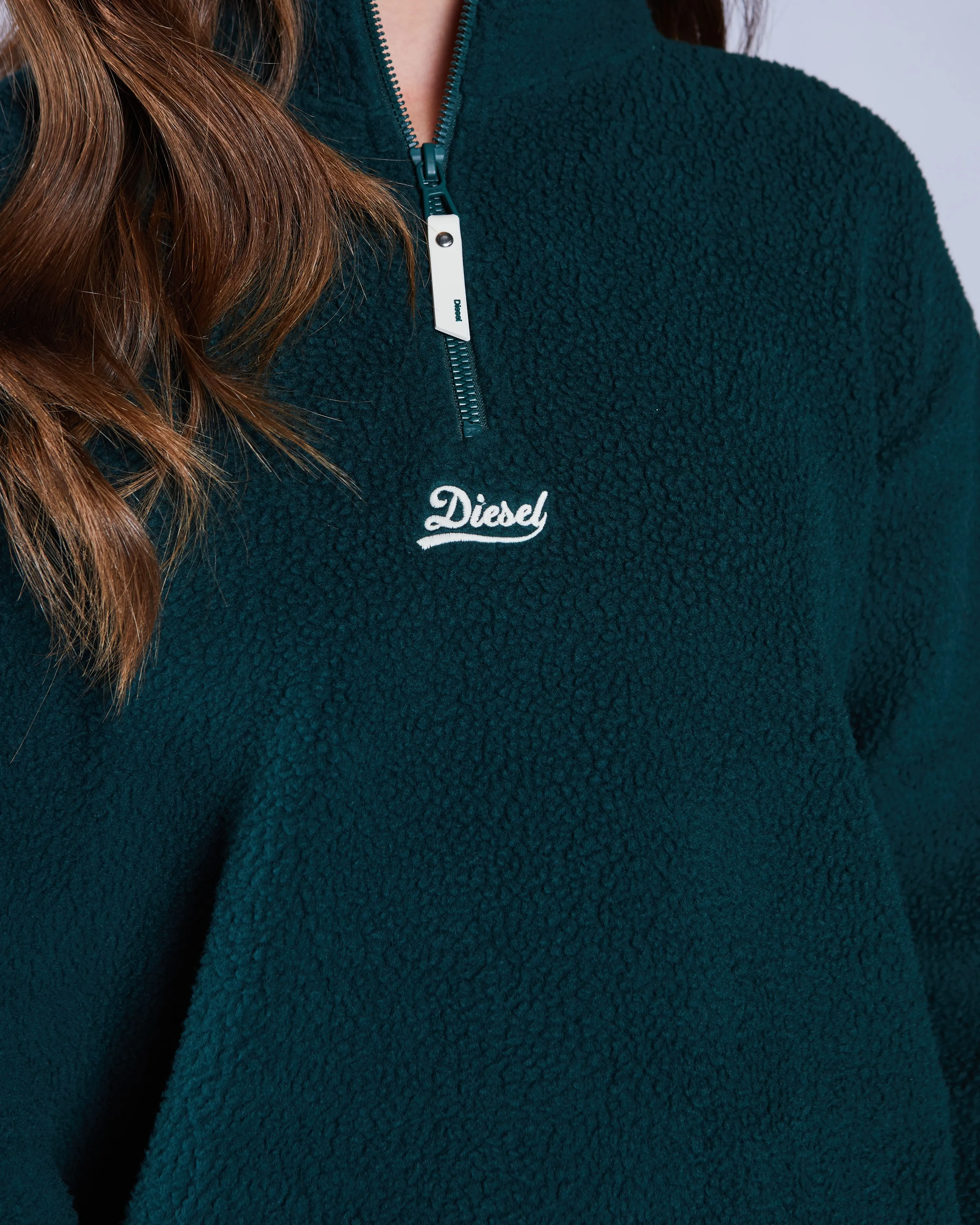 Stylish Essentials durability test Adya Fleece Half Zip Deep Ivy