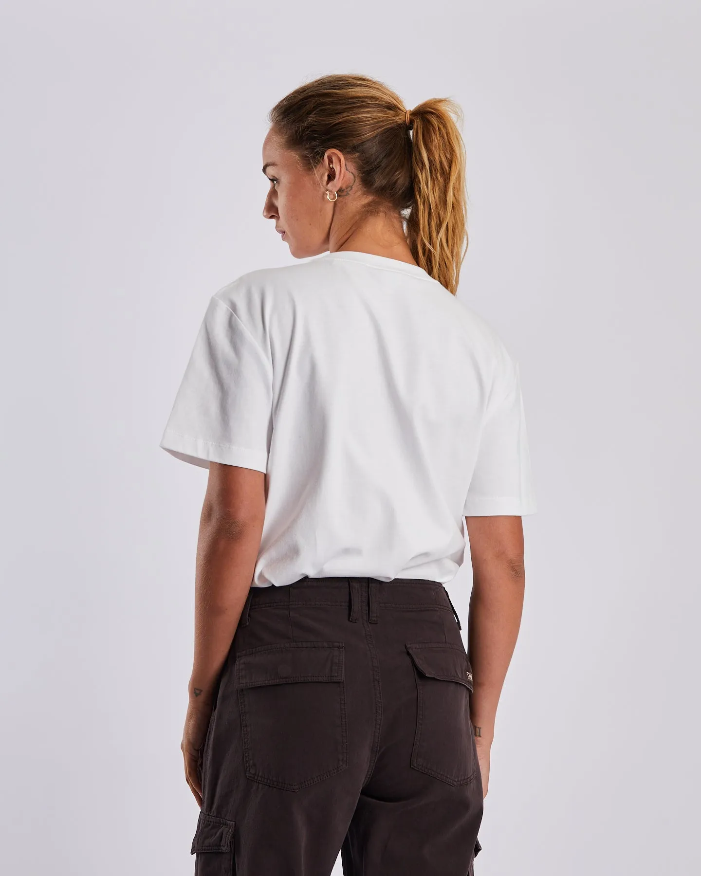 Simple Comfort Look Amari Tee Cloud White
