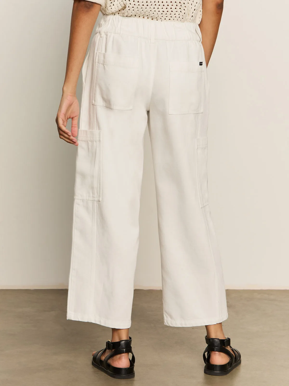 Breathable Layer Smart Design Area Standard Rise Pant Bleached White