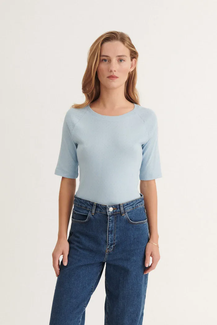 Comfy Vibes Comfort and Fit Arense Tee - Cashmere Blue