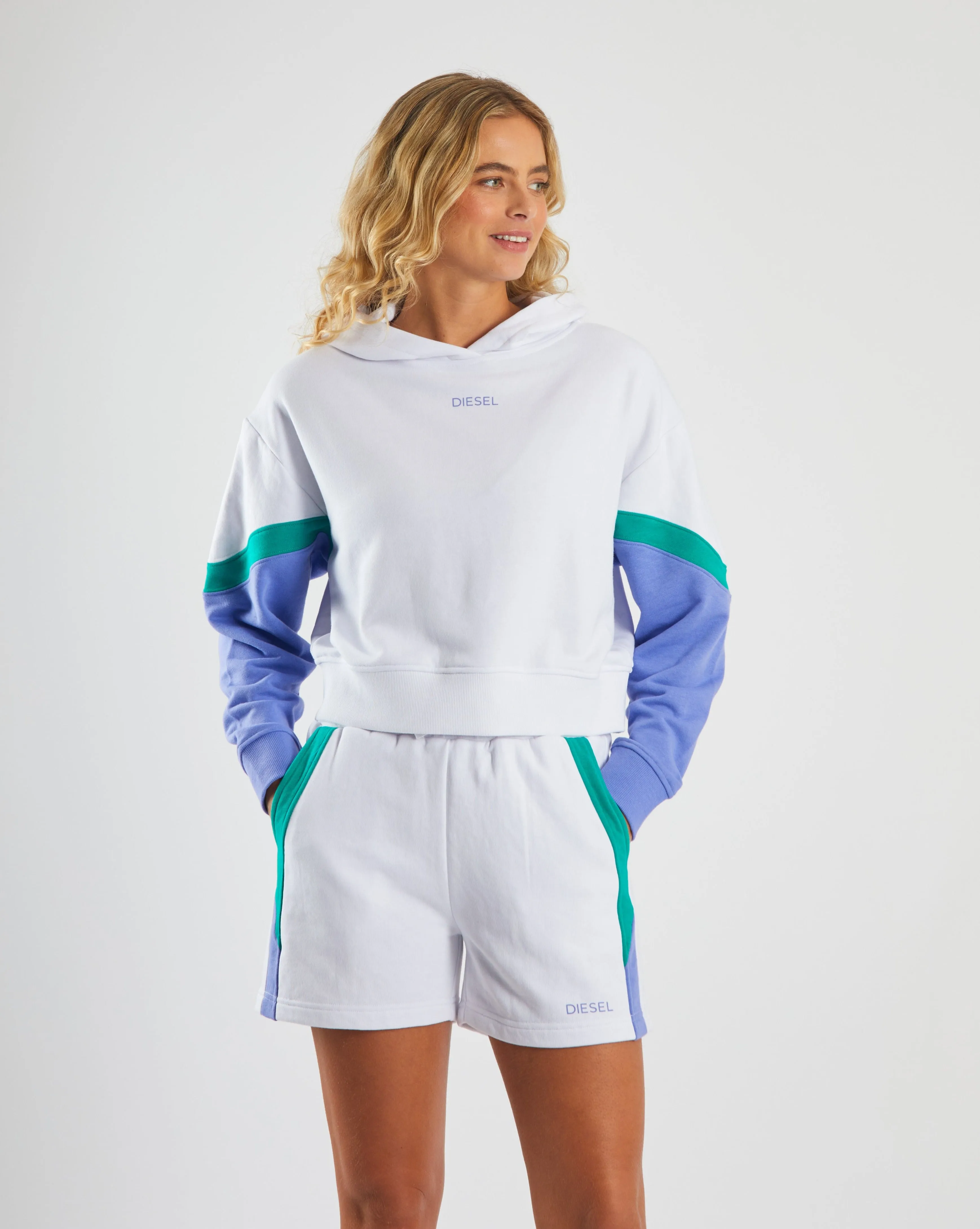 Arna Hood Optic White Running wear