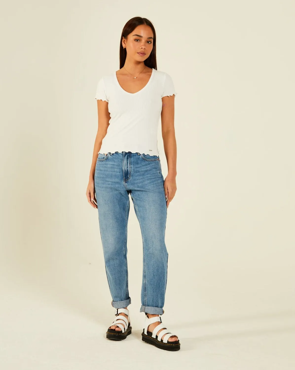 Chilly Comfort Wear Este T-Shirt Dove White