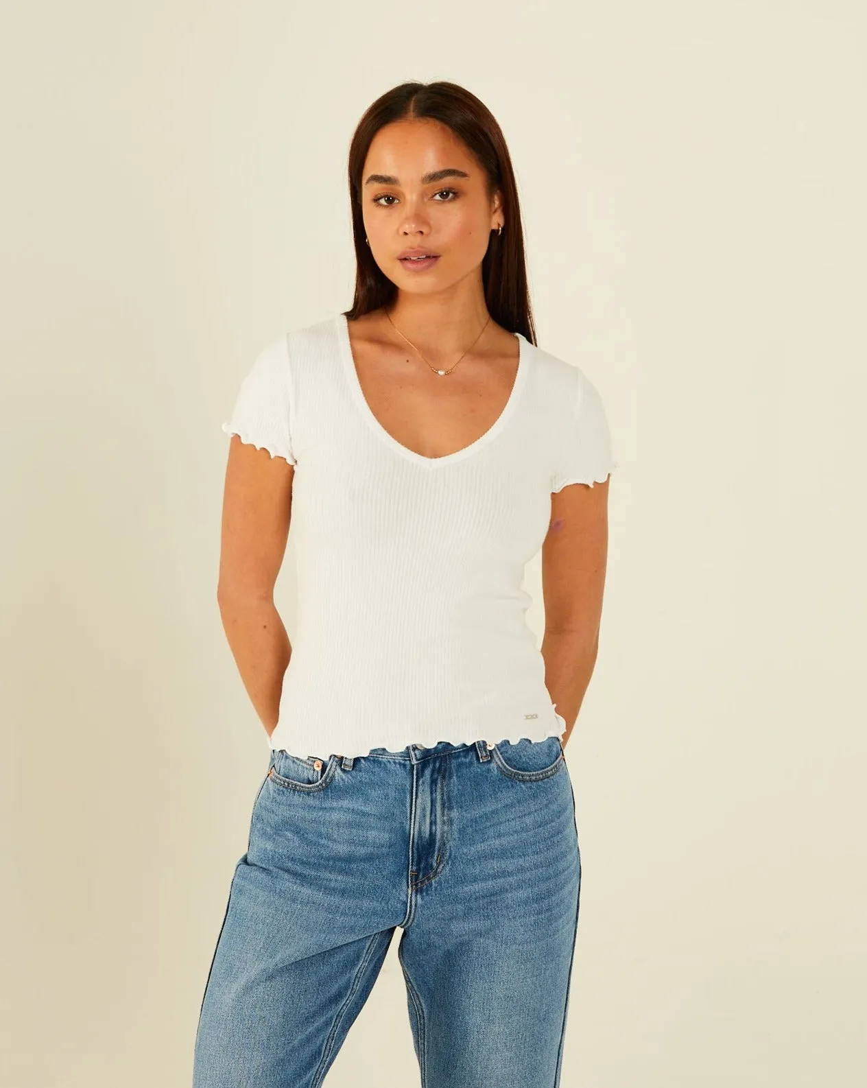 Este T-Shirt Dove White Comfortable Style