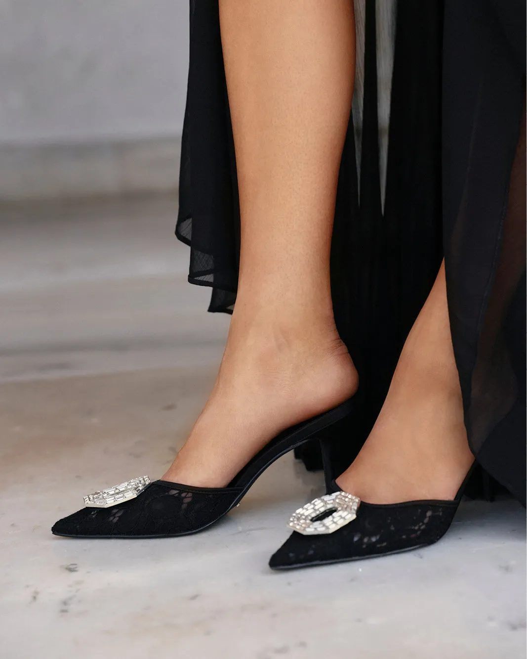 Retro Sandals Pointed Heels BEHATI - BLACK LACE