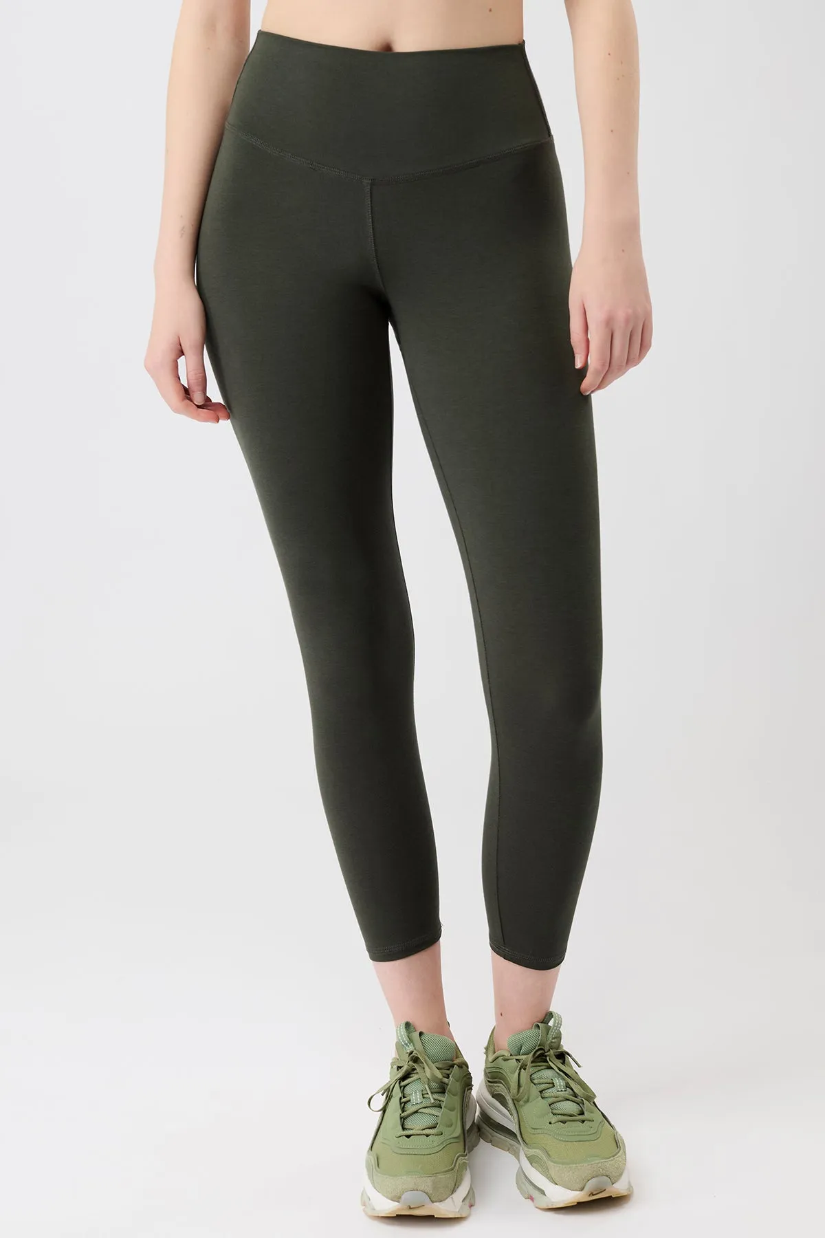 Travel Friendly Best Cropped Legging - Dark Olive