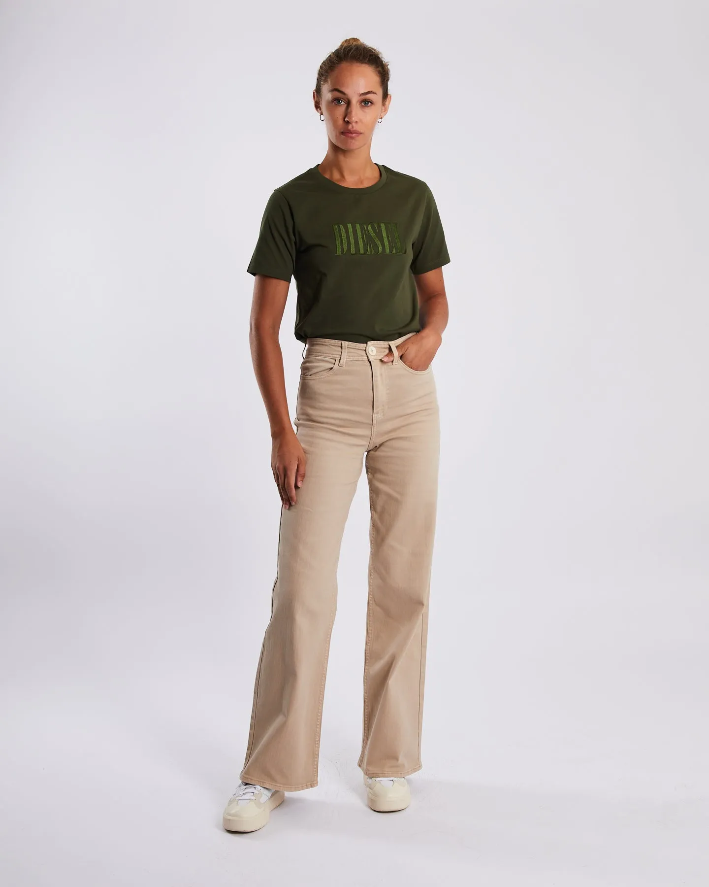 Leandra T-Shirt Bayou Green OdorResistant Fabric Essential Casual