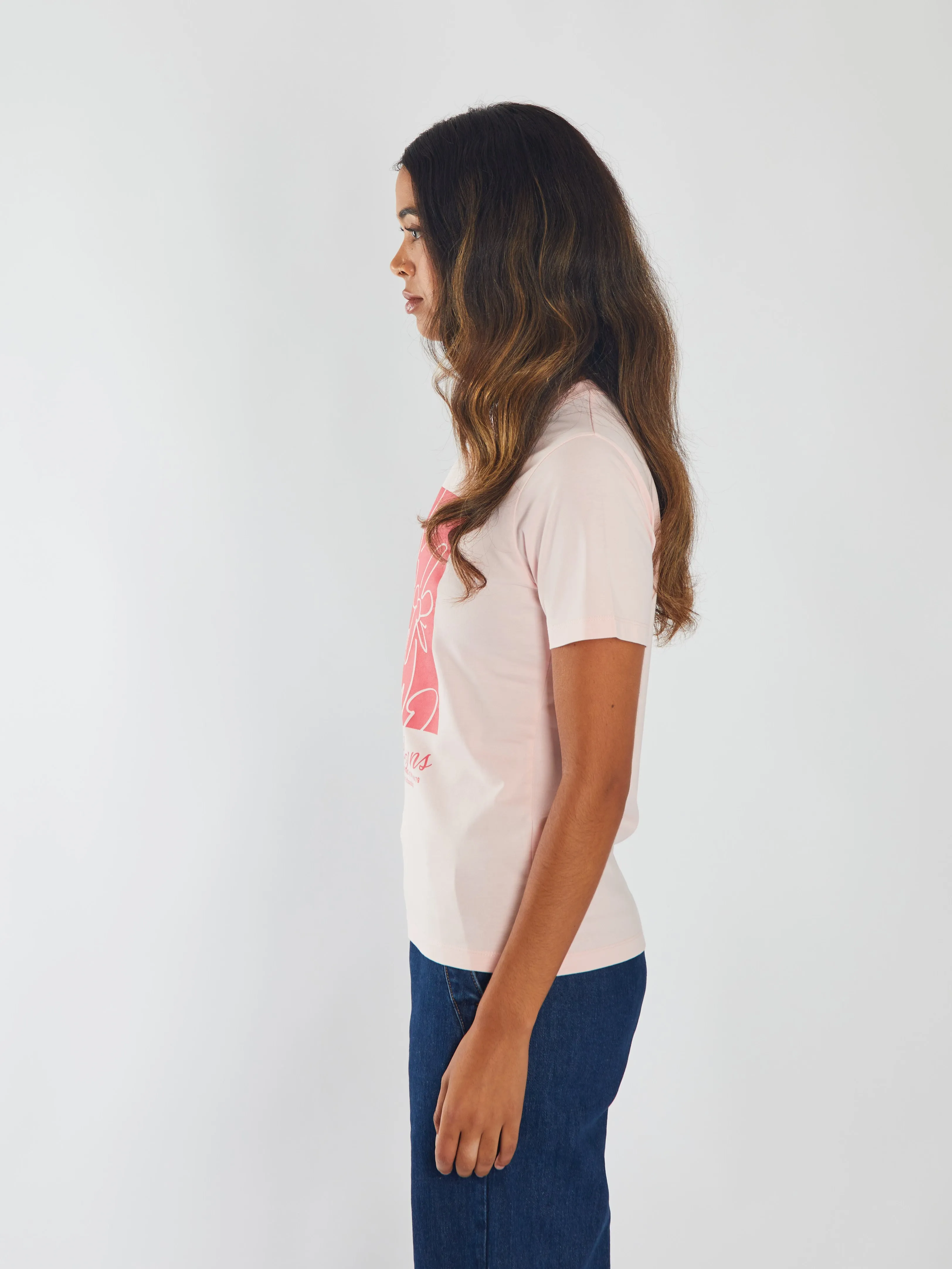 Mila Tee Strawberry Cream Sports Apparel
