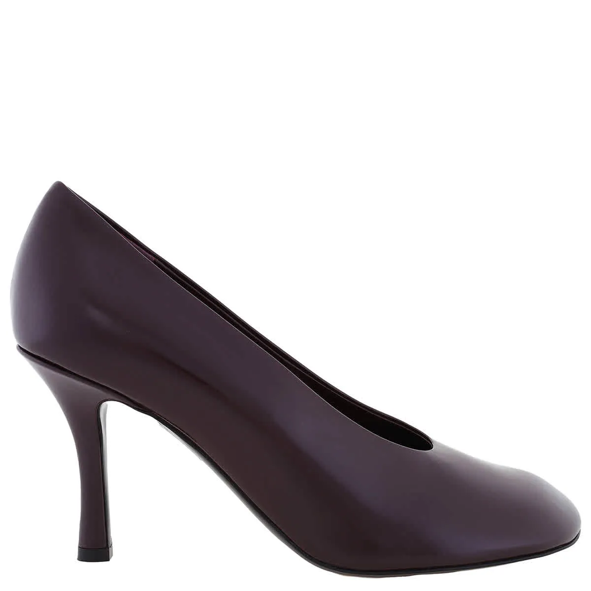 Burberry Glossy Leather Baby Pumps light texture