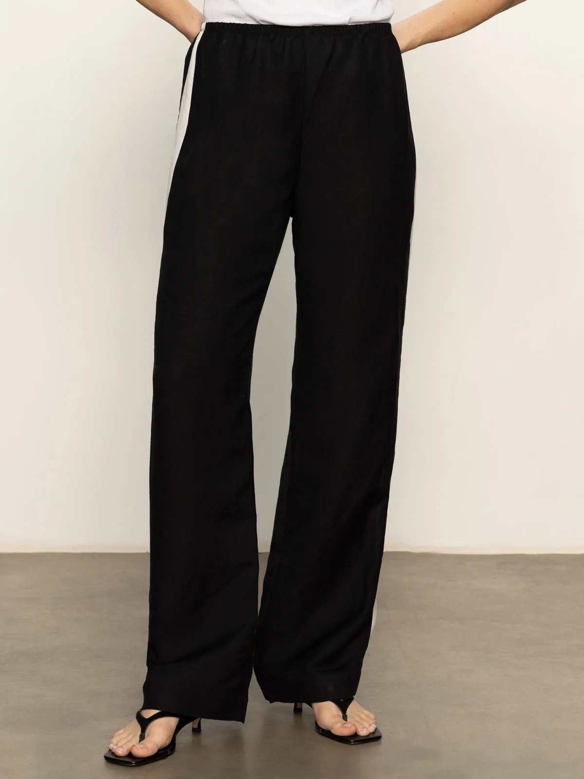 No Chafe Casual Semi-High Rise Track Pant Black Chalk Stripe