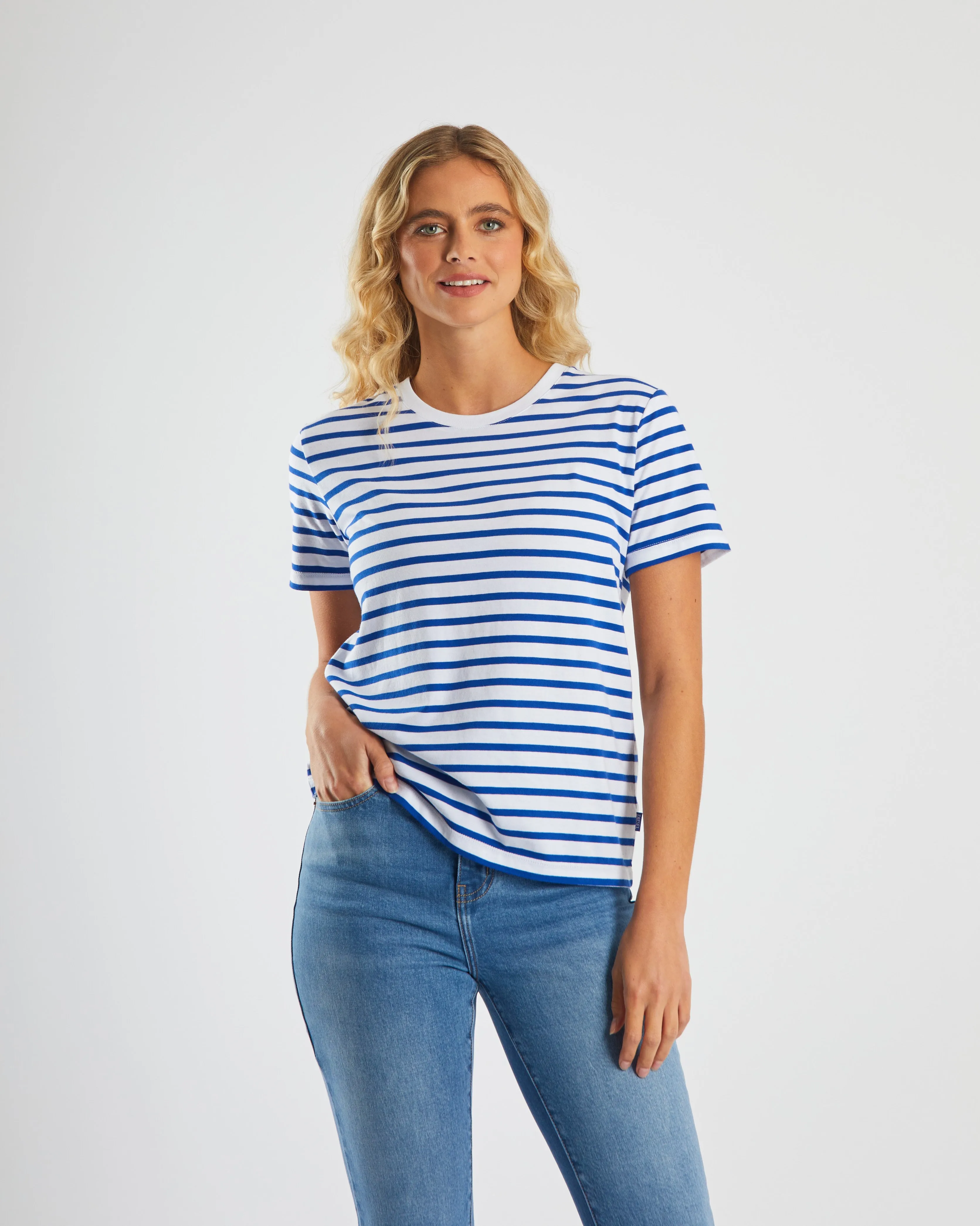 Maxime Tee Bold Blue Yoga flexibility Cozy Stretch Fit