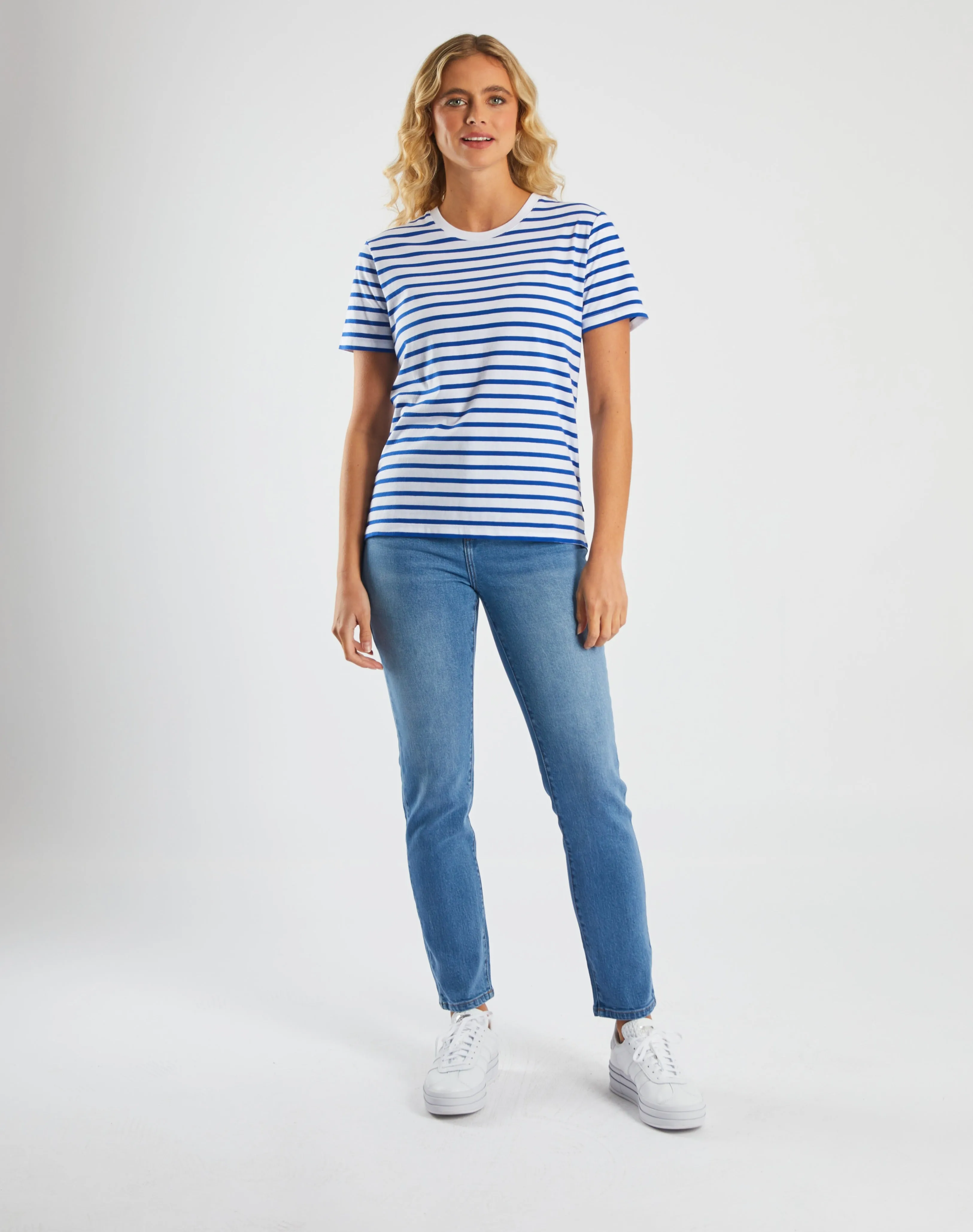 Casual layering piece Maxime Tee Bold Blue