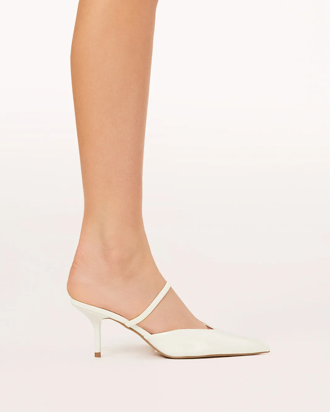 HISTORIA - BONE PATENT Chunky Wedge Heels Happy Mood