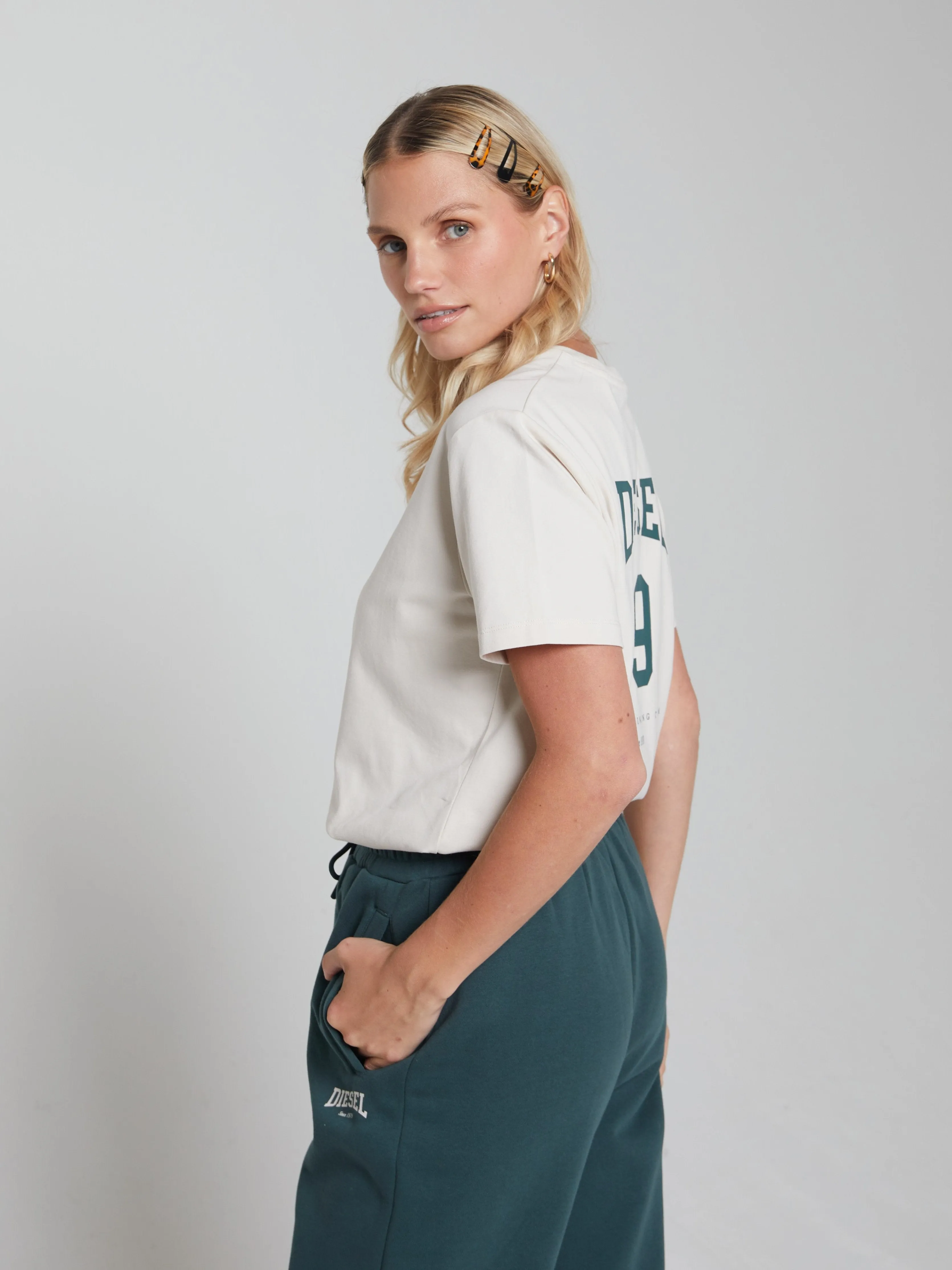 Effortless Comfort Design Good stretch Corda Tee Stone White