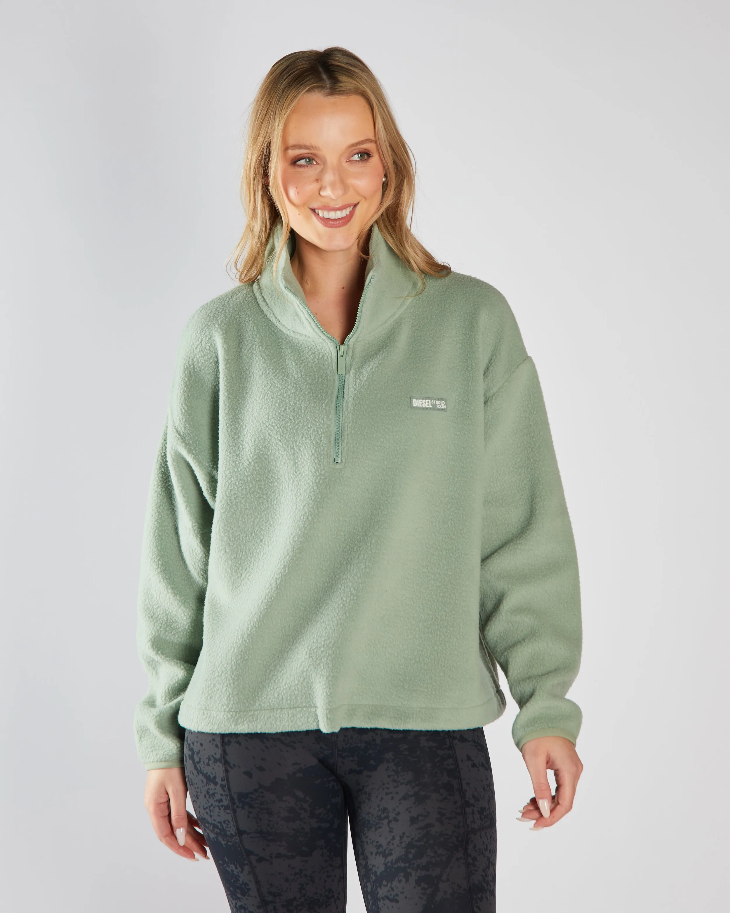 Mazie Fleece Half Zip Moss Green Urban Style City Fit