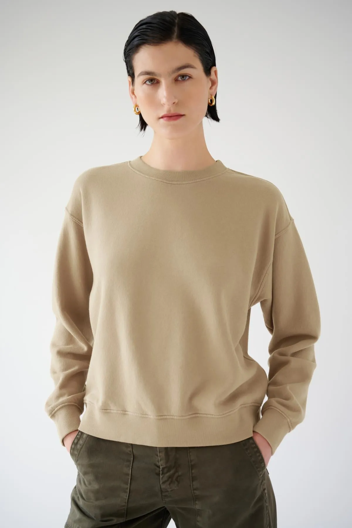 YNEZ SWEATSHIRT Neutral Fit Stretch At Home