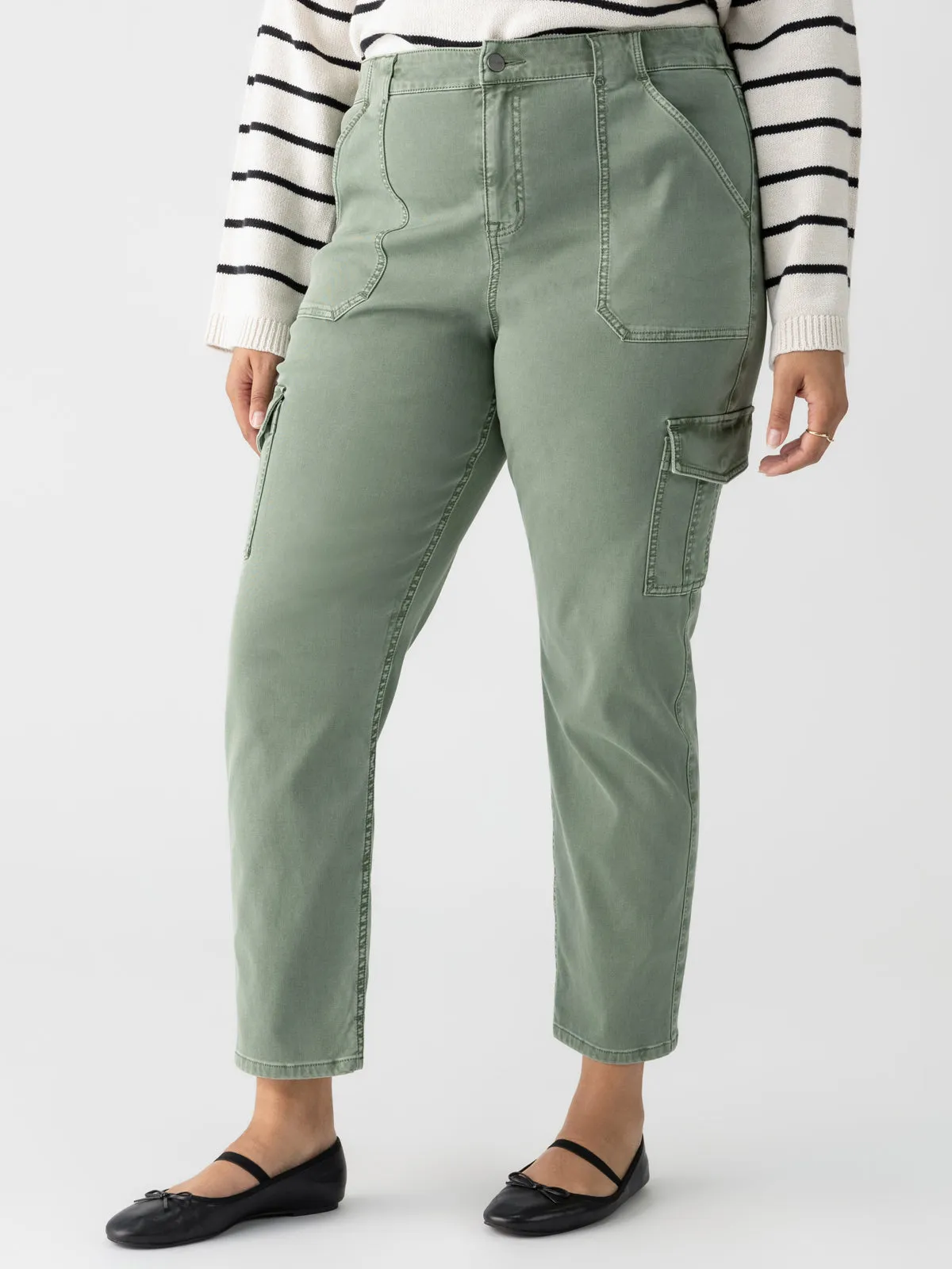 Sculpted Hayden Cargo Standard Rise Pant Dark Spruce Extended Sizing Versatile Look