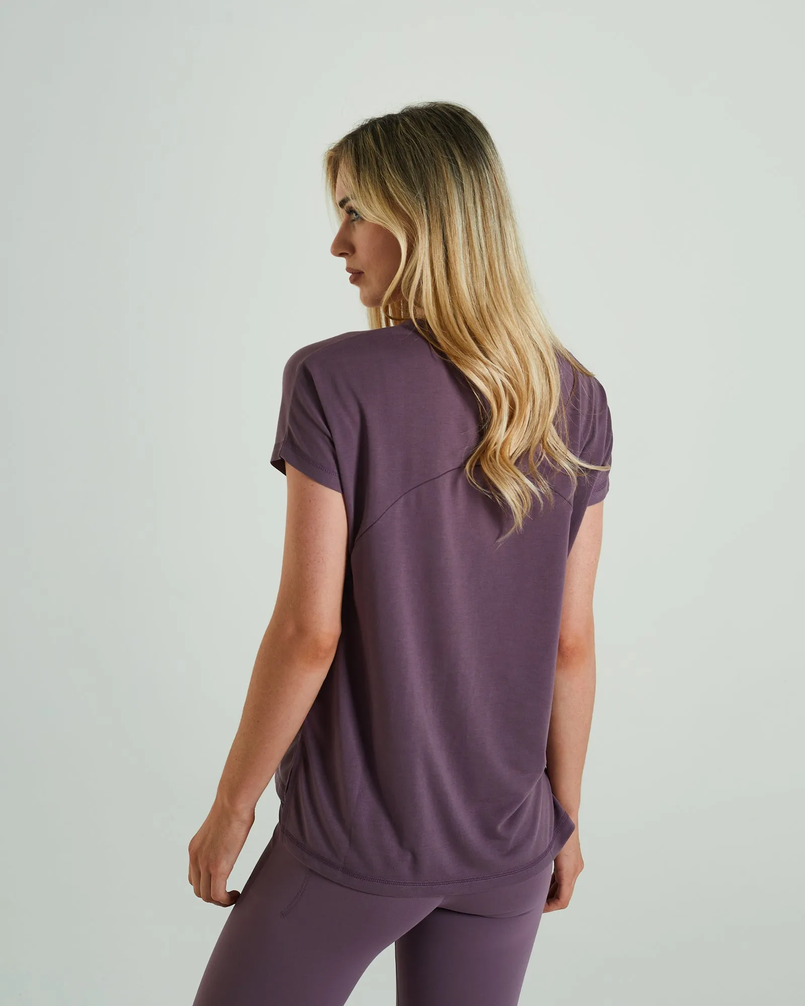 Retreat T-Shirt  Heather Purple Street Style LayeringFriendly