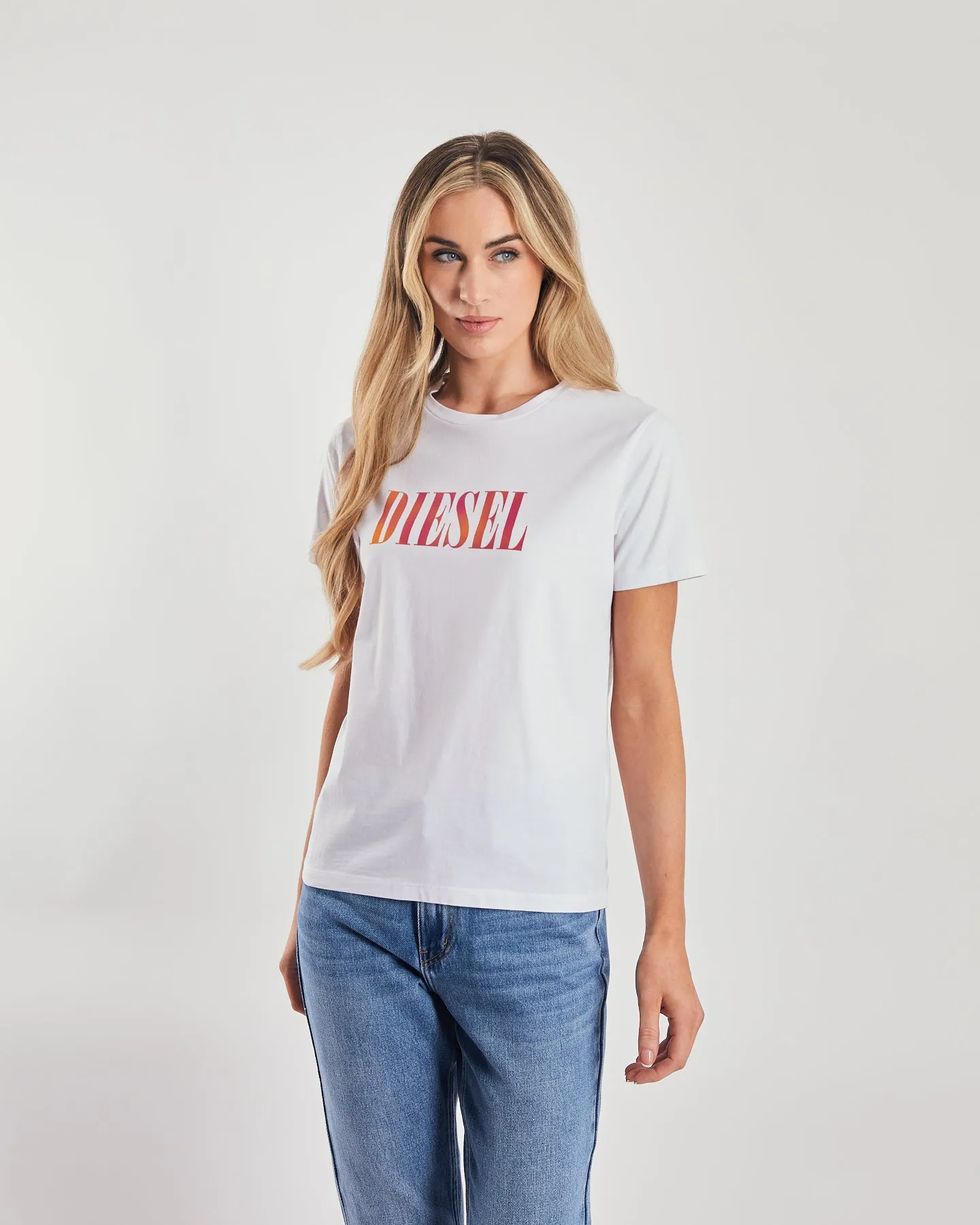 Esmeralda T-Shirt Pink Yarrow Ethically Sourced Material