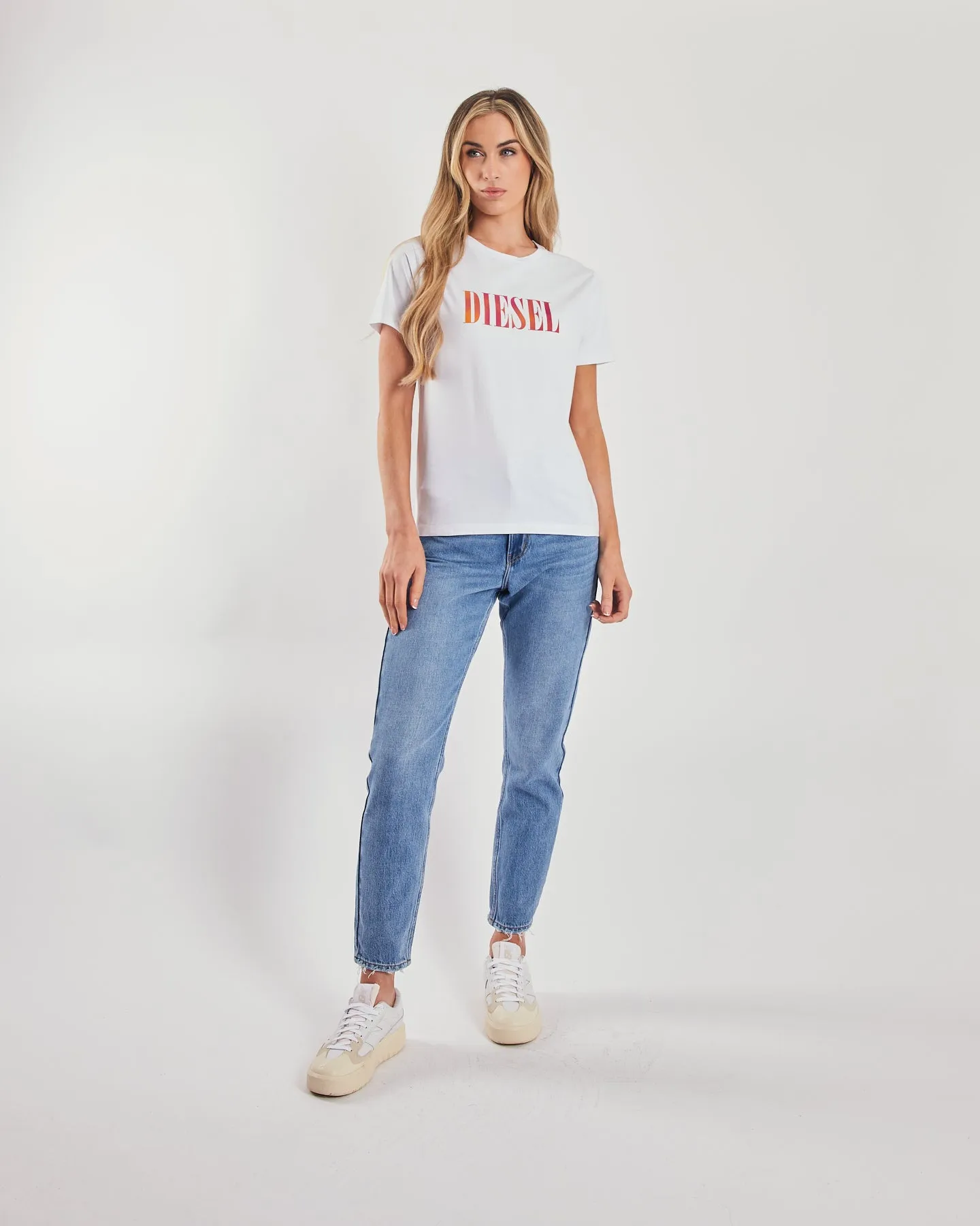 Active Outfit Style Chic Casual Wear Esmeralda T-Shirt Pink Yarrow