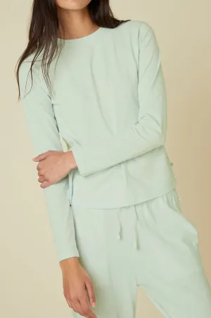 VICENTE TEE Bold and Comfortable