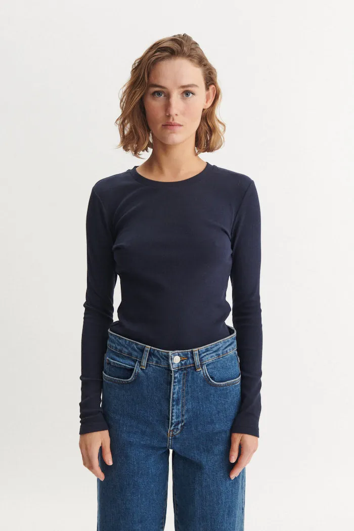 Ludmilla LS Tee - Sky Captain Fashionable Layer