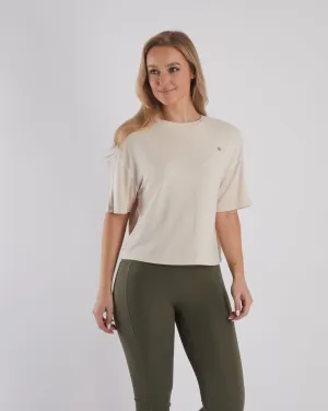 Evie Tee Birch White Comfortable Layers Trendy Top