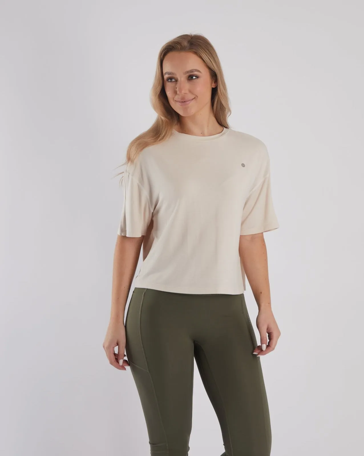 Evie Tee Birch White Comfortable Layers Trendy Top