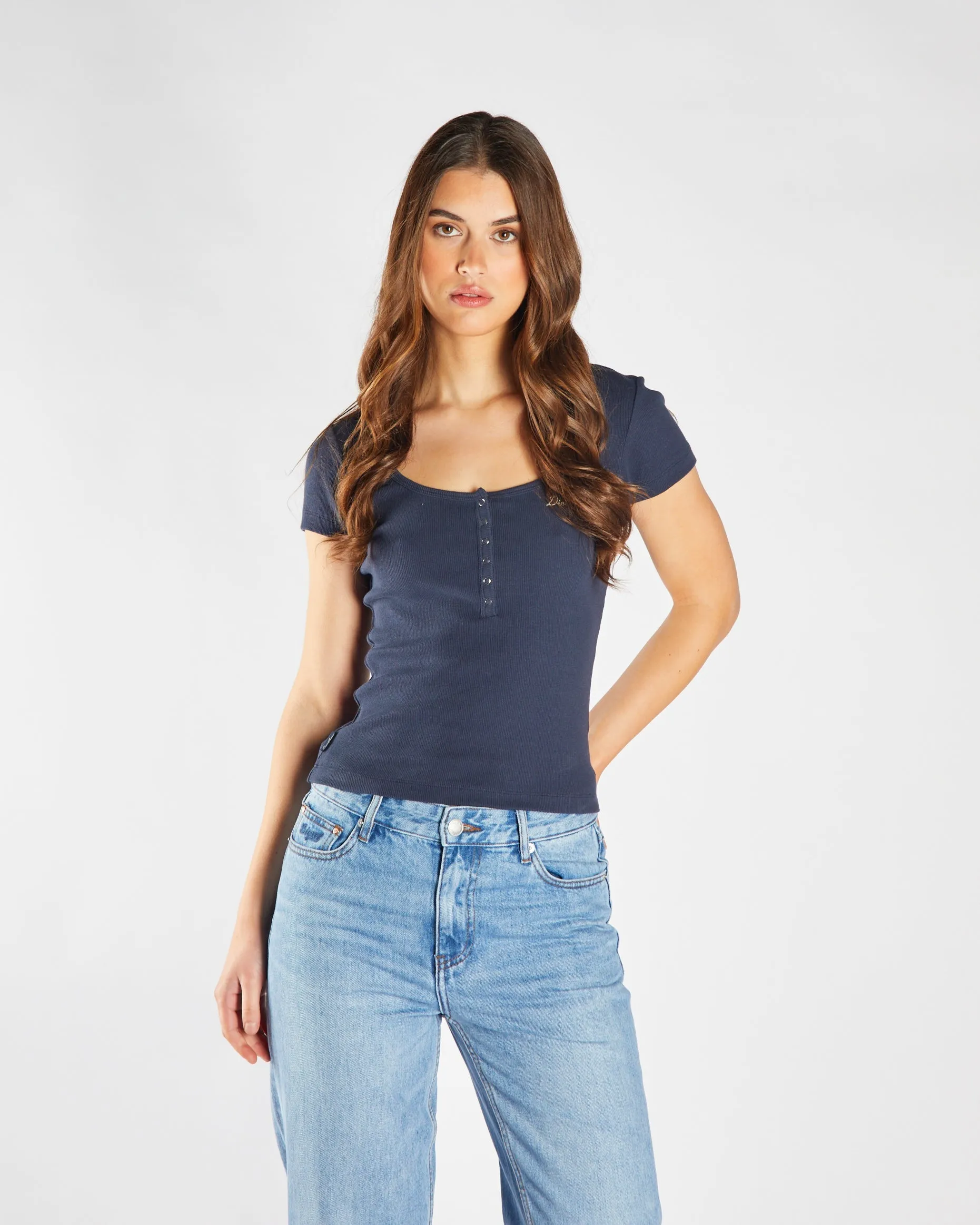 Slim Style Stylish and Cozy Fable Tee Blue Nights