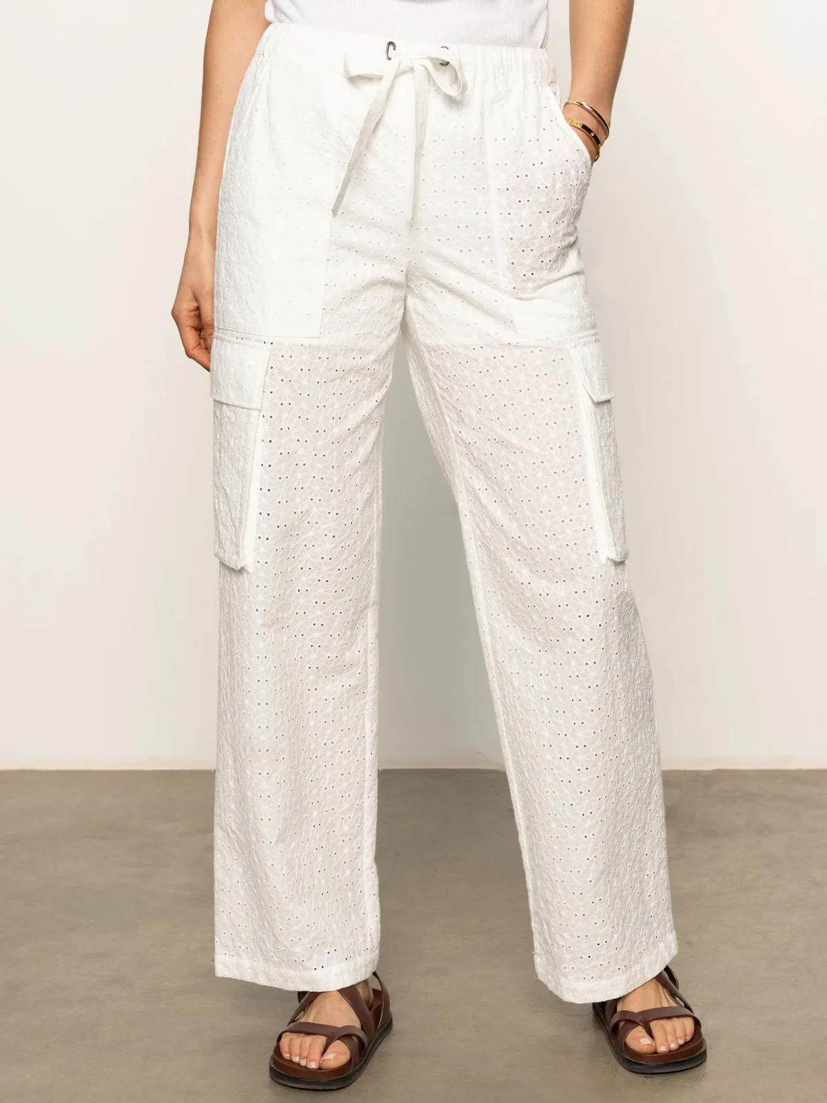 Free Time Eyelet Semi High Rise Pant Bleached White Loose cut