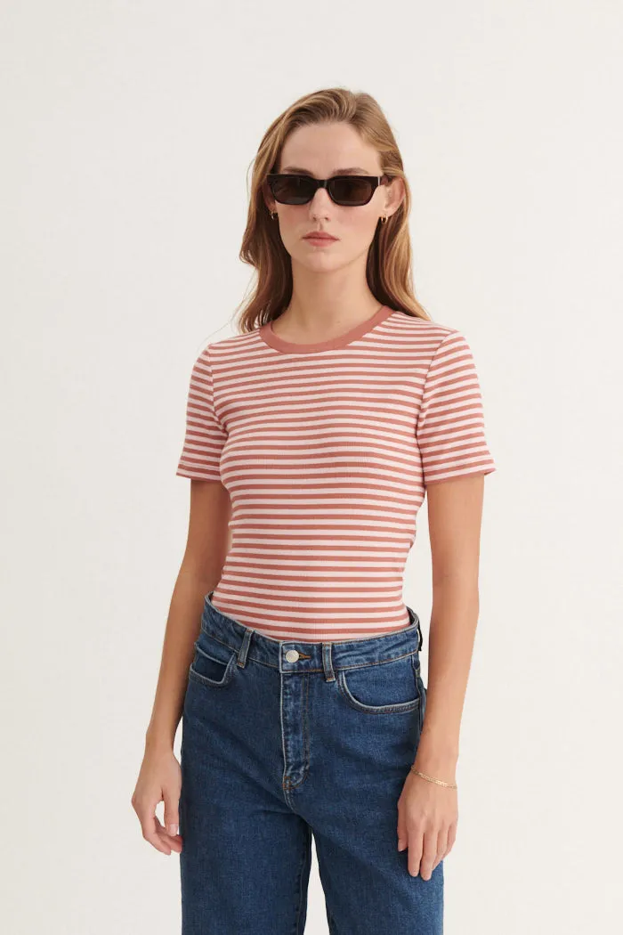 Casual Appeal Ludmilla O-Neck - cedar wood / Rose shadow