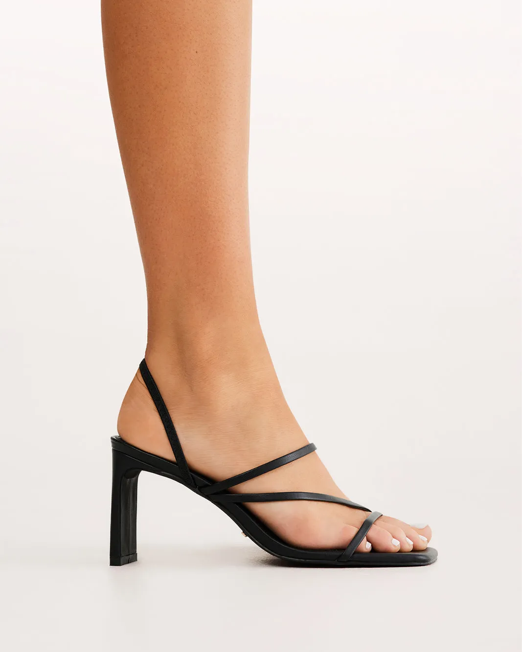 GENNA WIDE FIT - BLACK Relaxed Mood