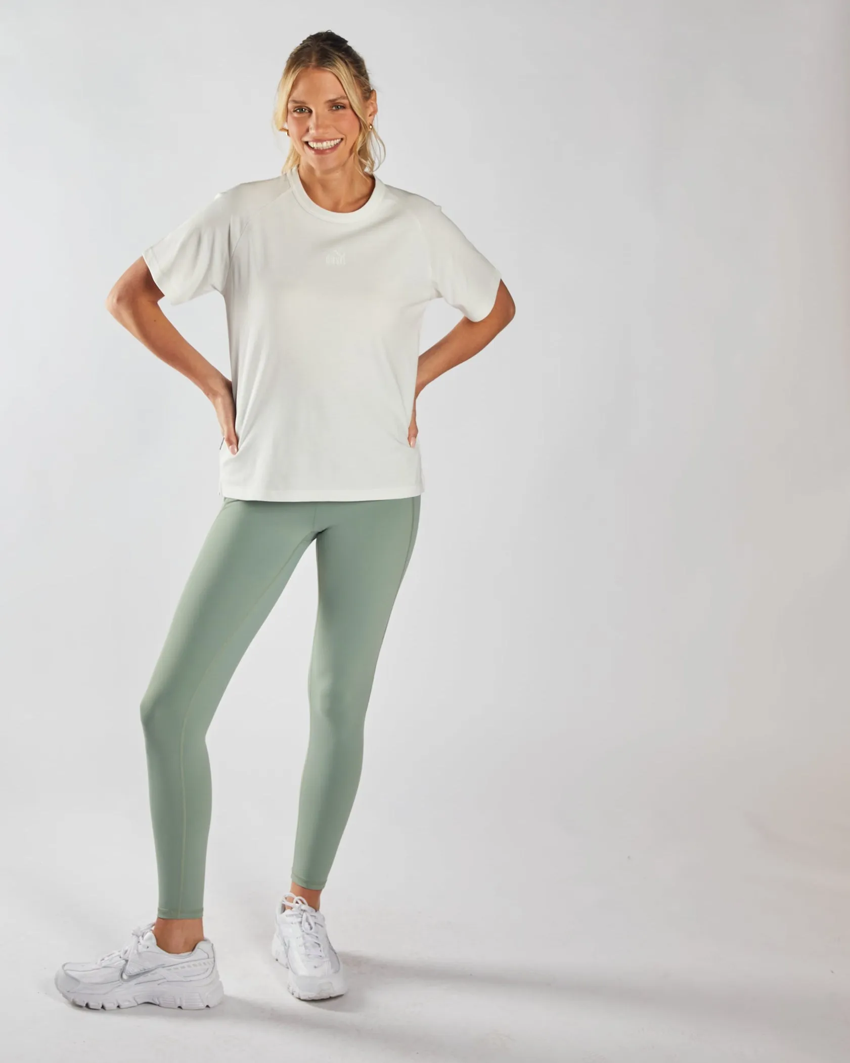 Gia T-Shirt Ivory QuickDryTechnology Eco Friendly Material