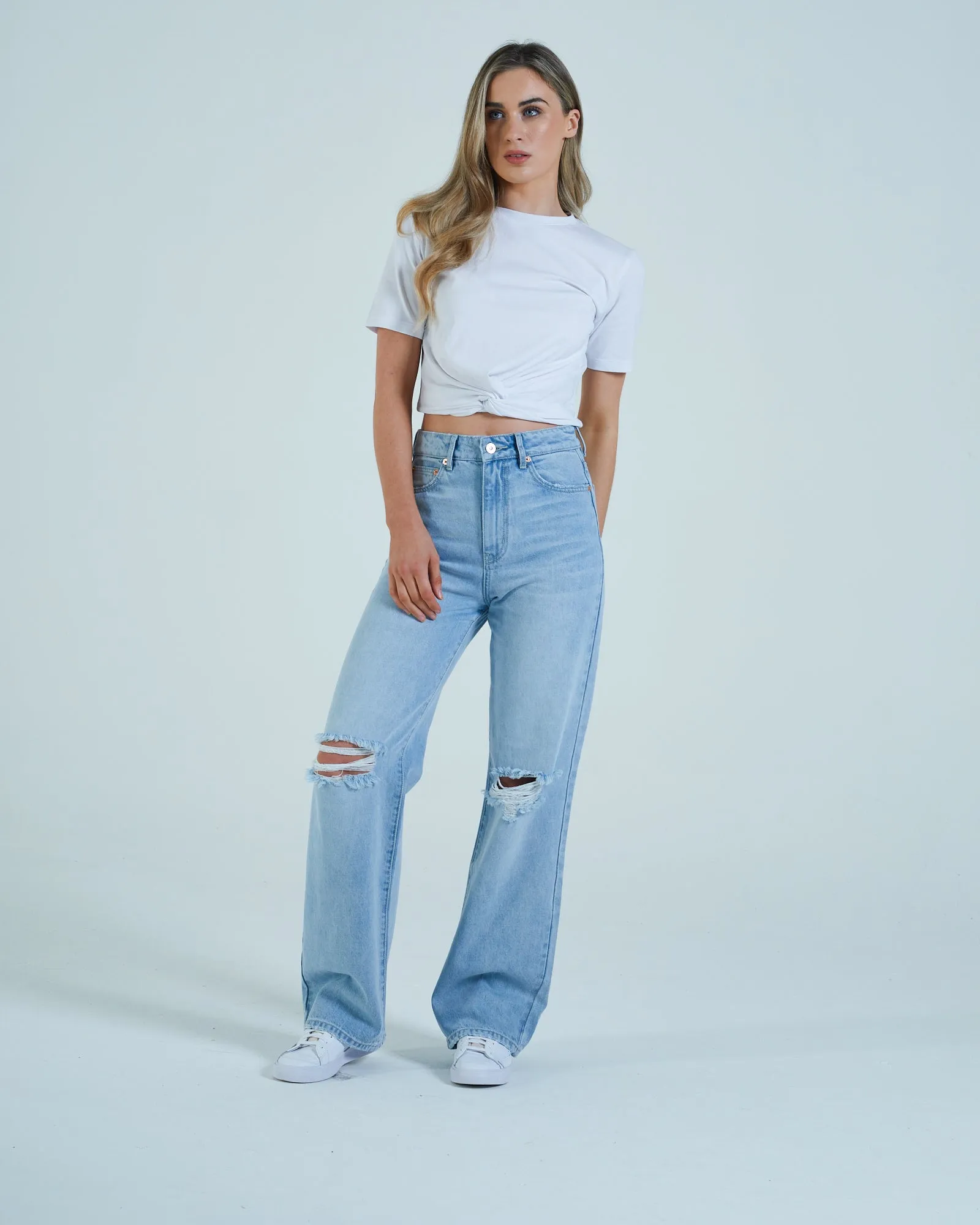 Adaptable Greer Tee Optic White