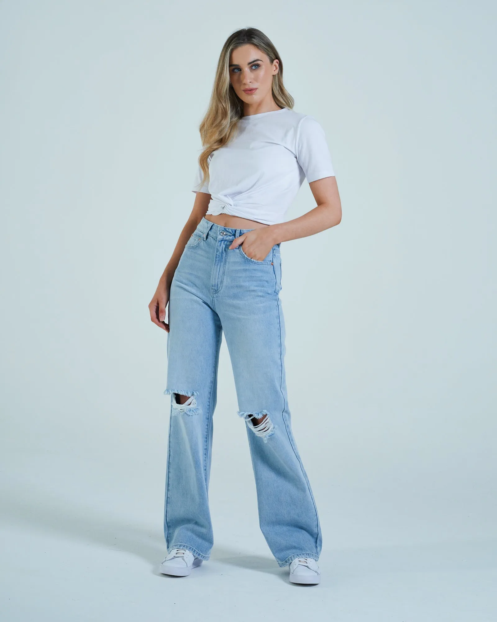 Floral freshness Greer Tee Optic White