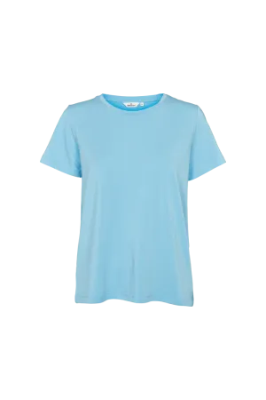 Fit for Any Season contrast Jolanda Tee - Alaskan Blue
