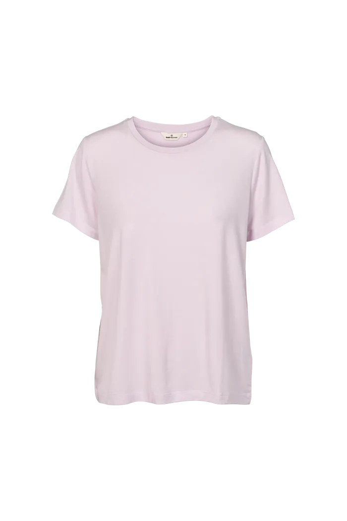 Jolanda Tee - Lavender Fog Fashion and Comfort
