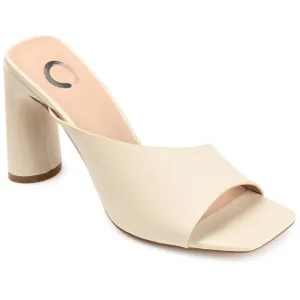 Trendy Contoured Footbed Journee Collection Women's Dola Pump