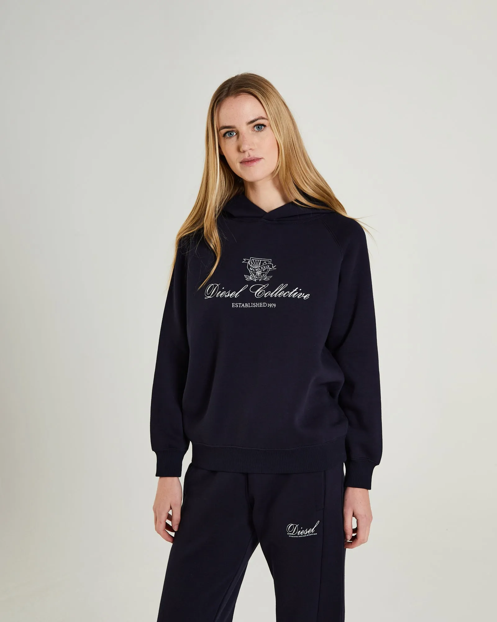 Bella Hood Navy Planet Easy iron