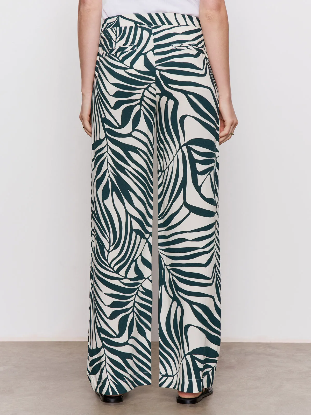 All weather Corduroy texture The Soft Trouser Green Oasis