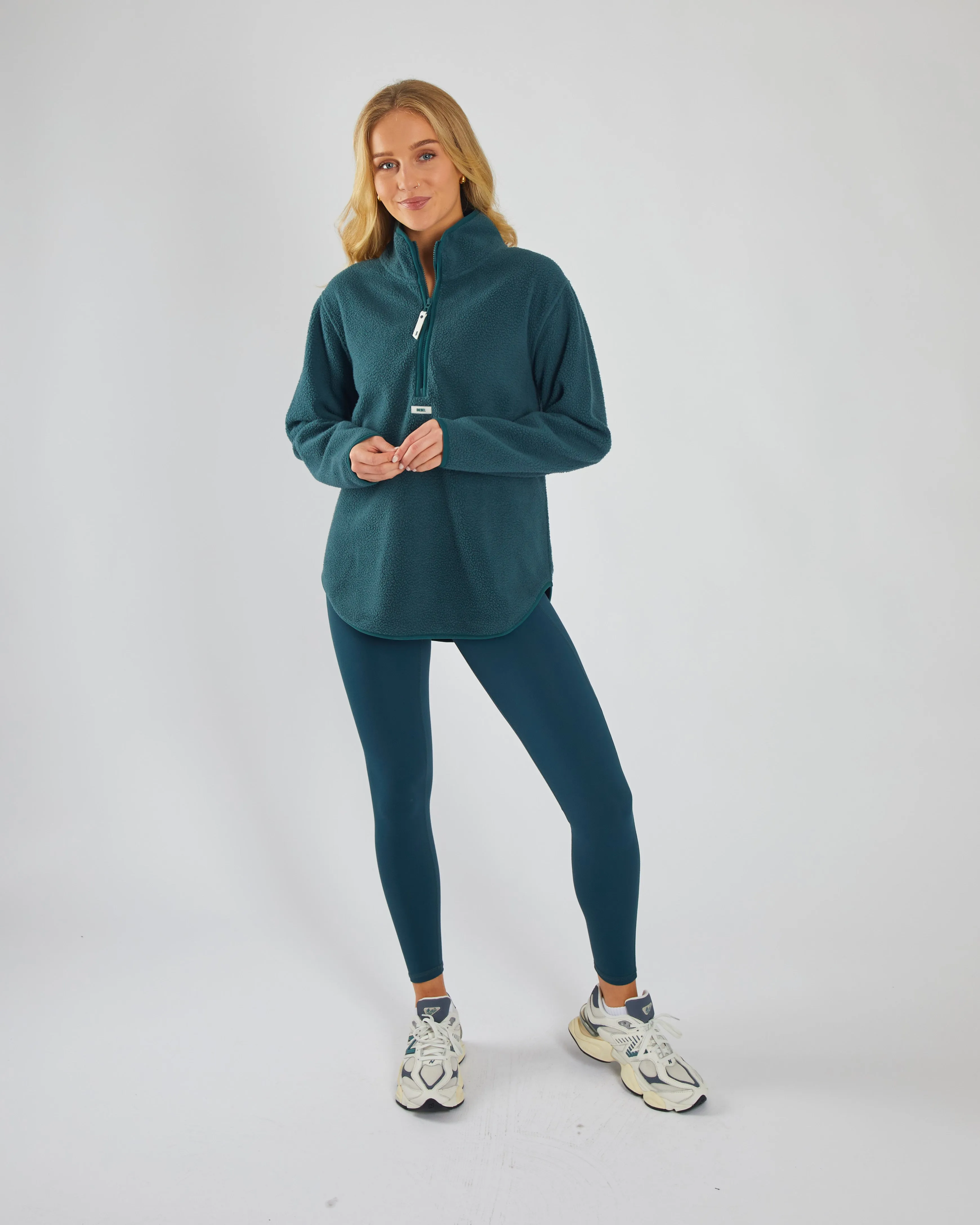 Kai Fleece Half Zip Alpine Green stain resistant coating