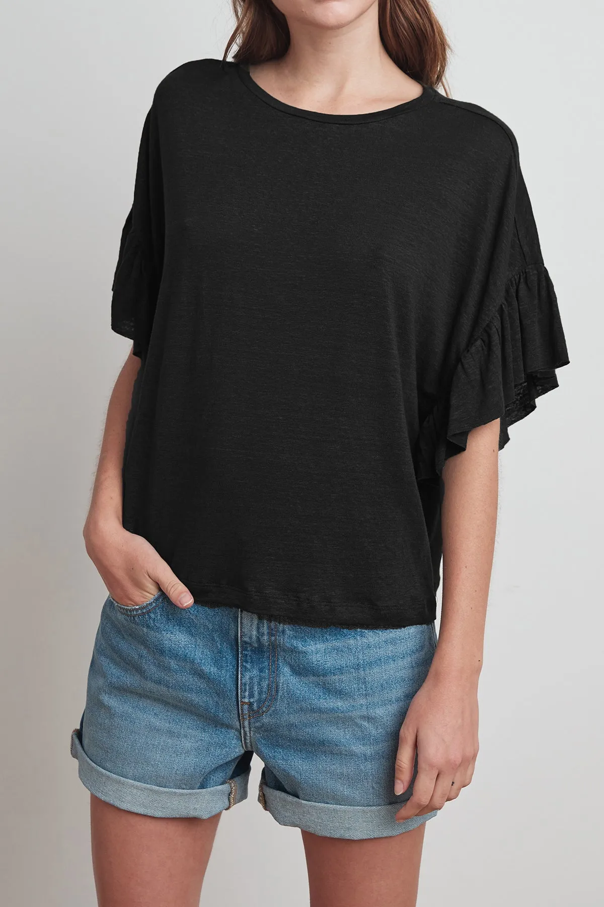 Casual and cool DORIANA LINEN KNIT RUFFLE SLEEVE TEE