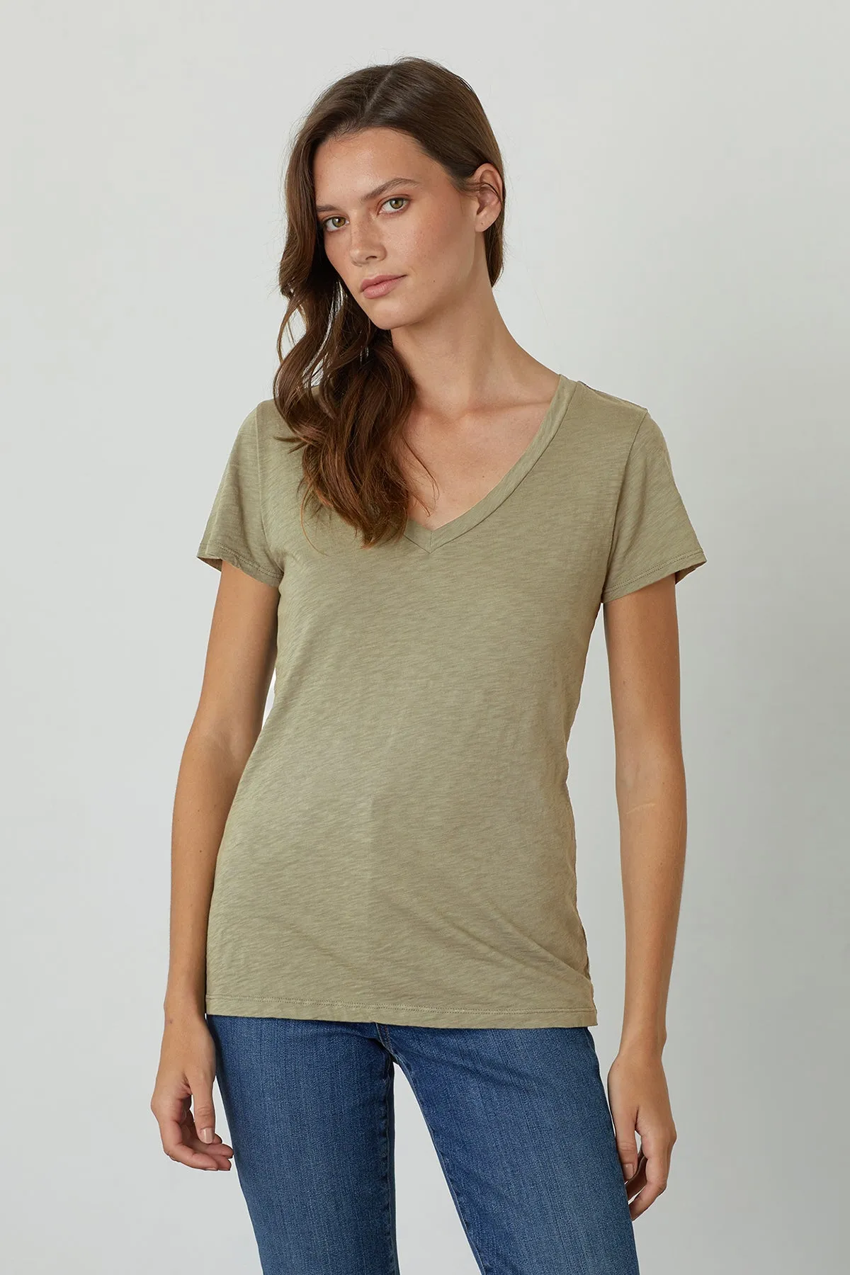 LILITH COTTON SLUB V-NECK TEE Summer Essential