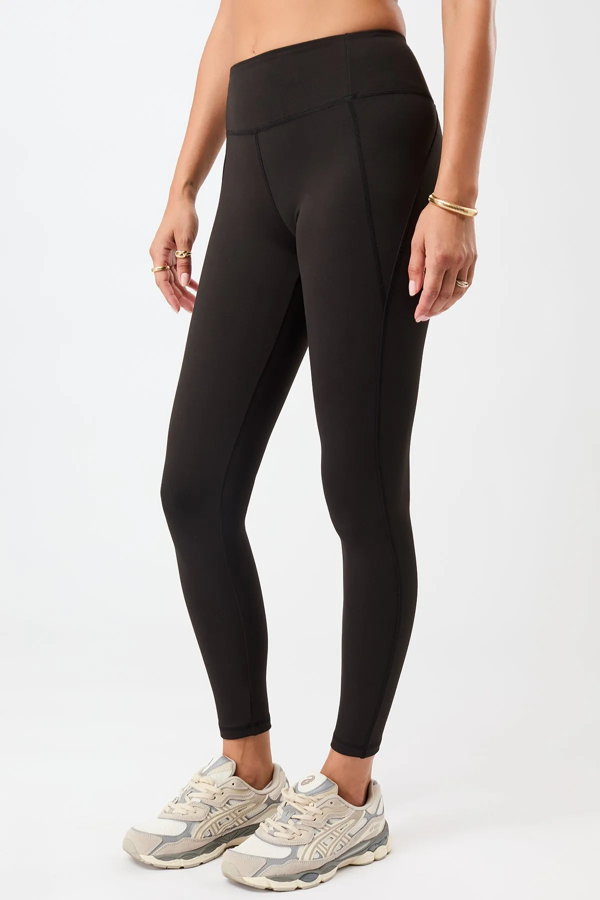 Limitless Legging - Black Thermal Warm Holiday Outfit