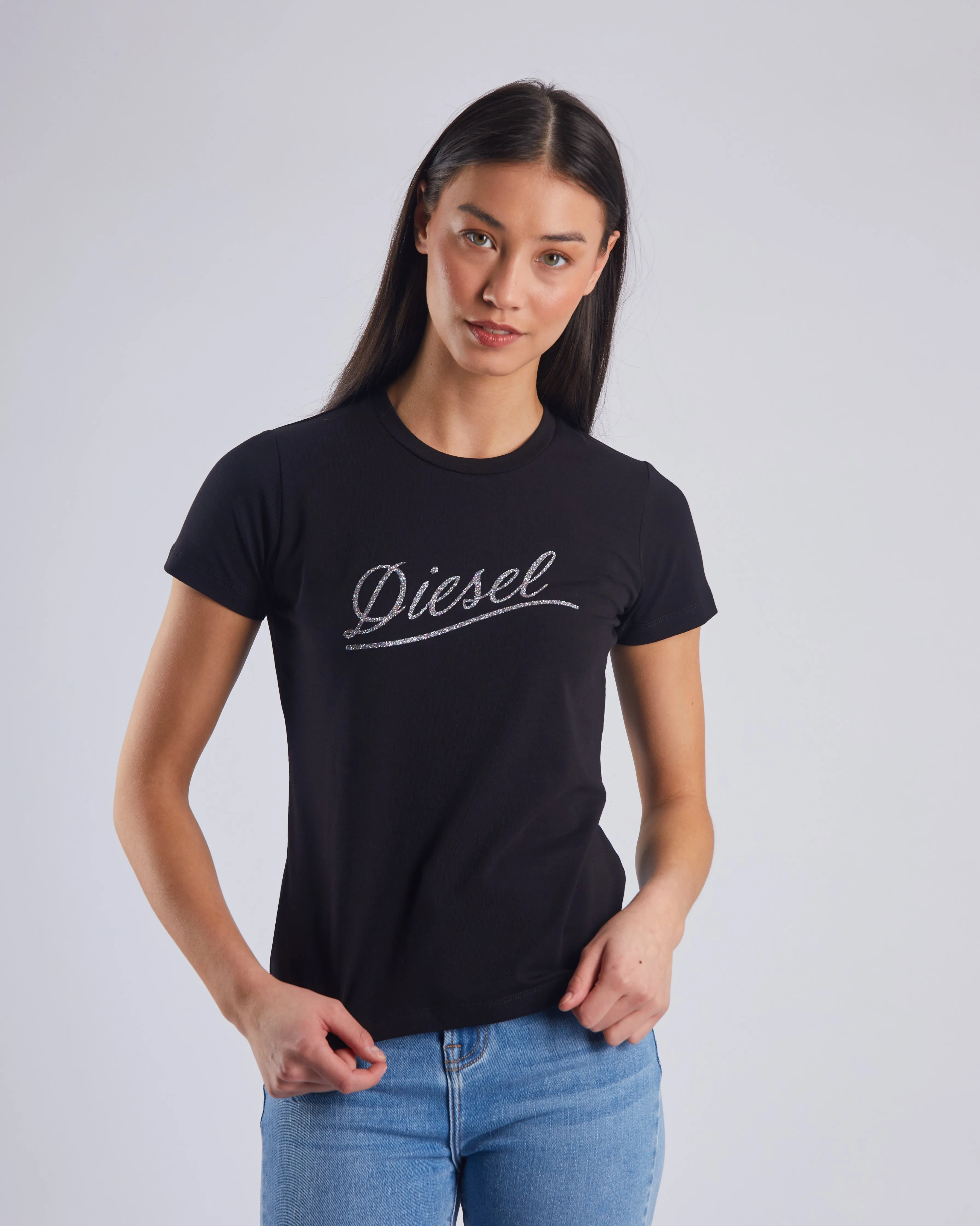 Lorenza Tee Black Fit for Everyone