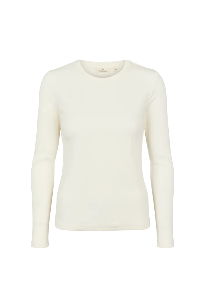 Ludmilla LS Tee - Whisper White Roomy Design perfect for all-day wear