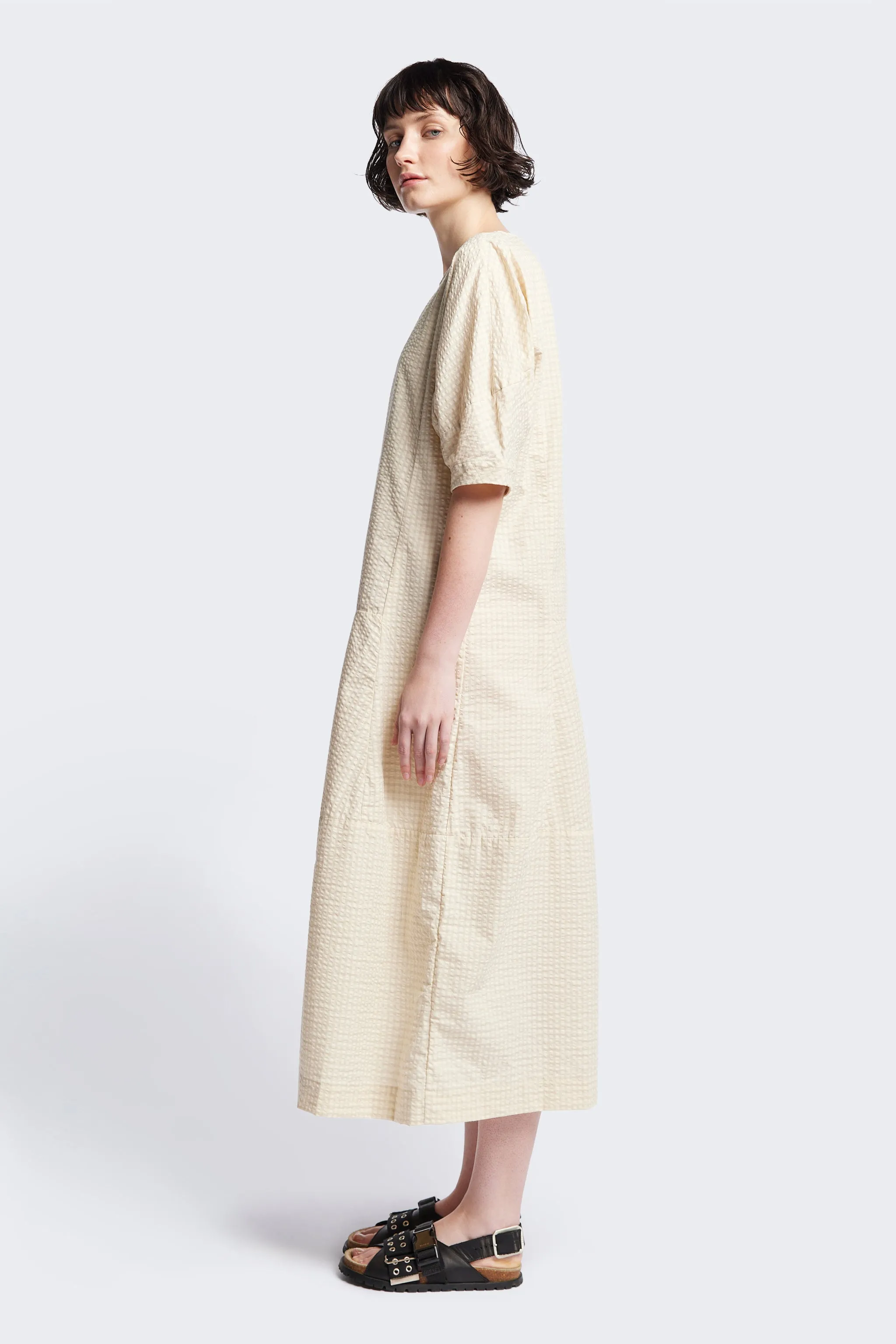 Scoria Dress Ecru Front-Pocket Subtle Elegance