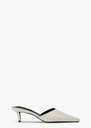 Zubi Dove Nappa suede look