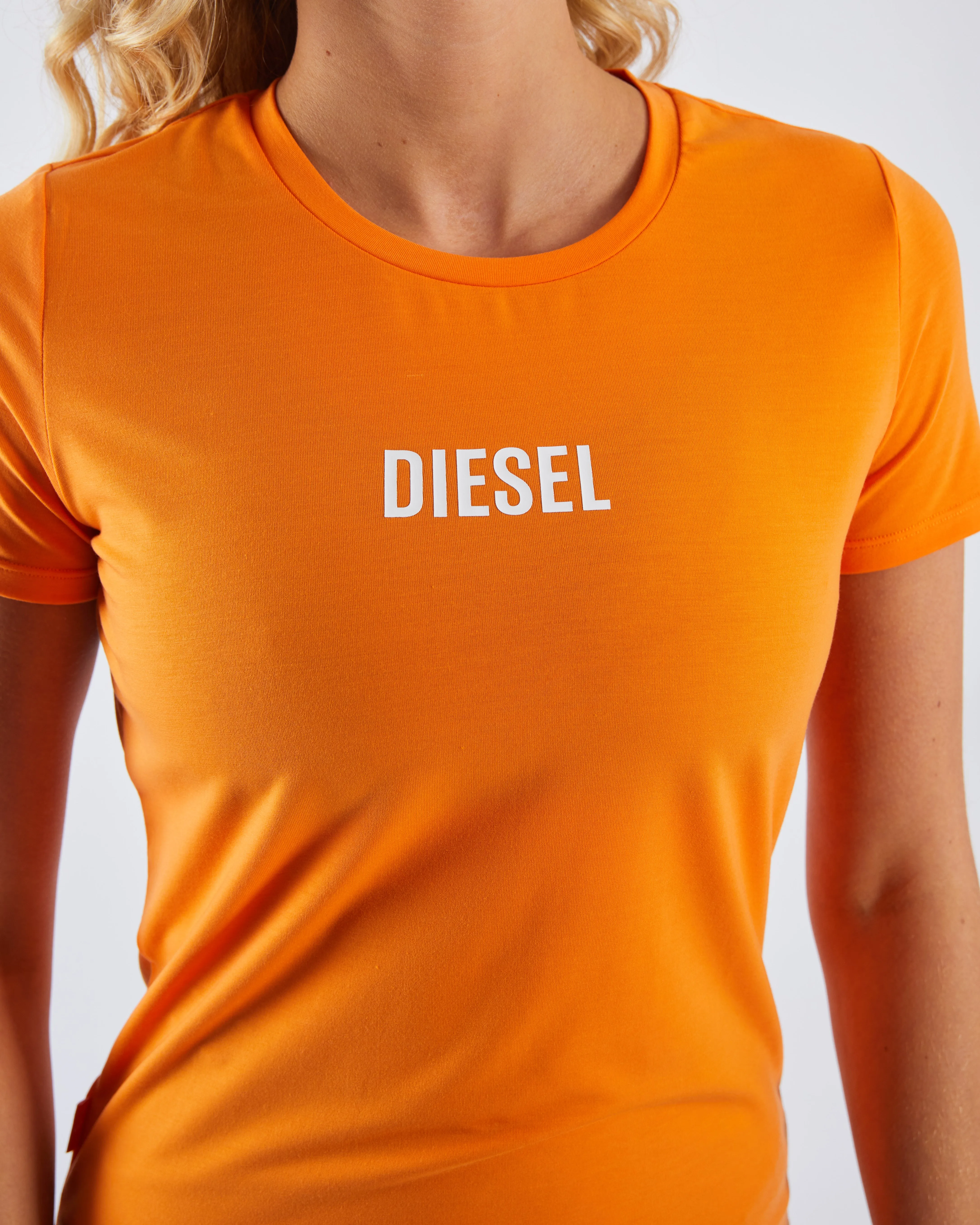 Nadine Tee Clementine Easy Layering Seasonal top